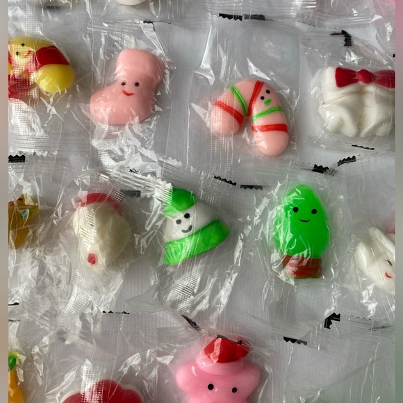 35PCS Assorted Christmas Mochi Squishy Toys Stocking Stuffer for Kids Girls Boys - Picture 3 of 4